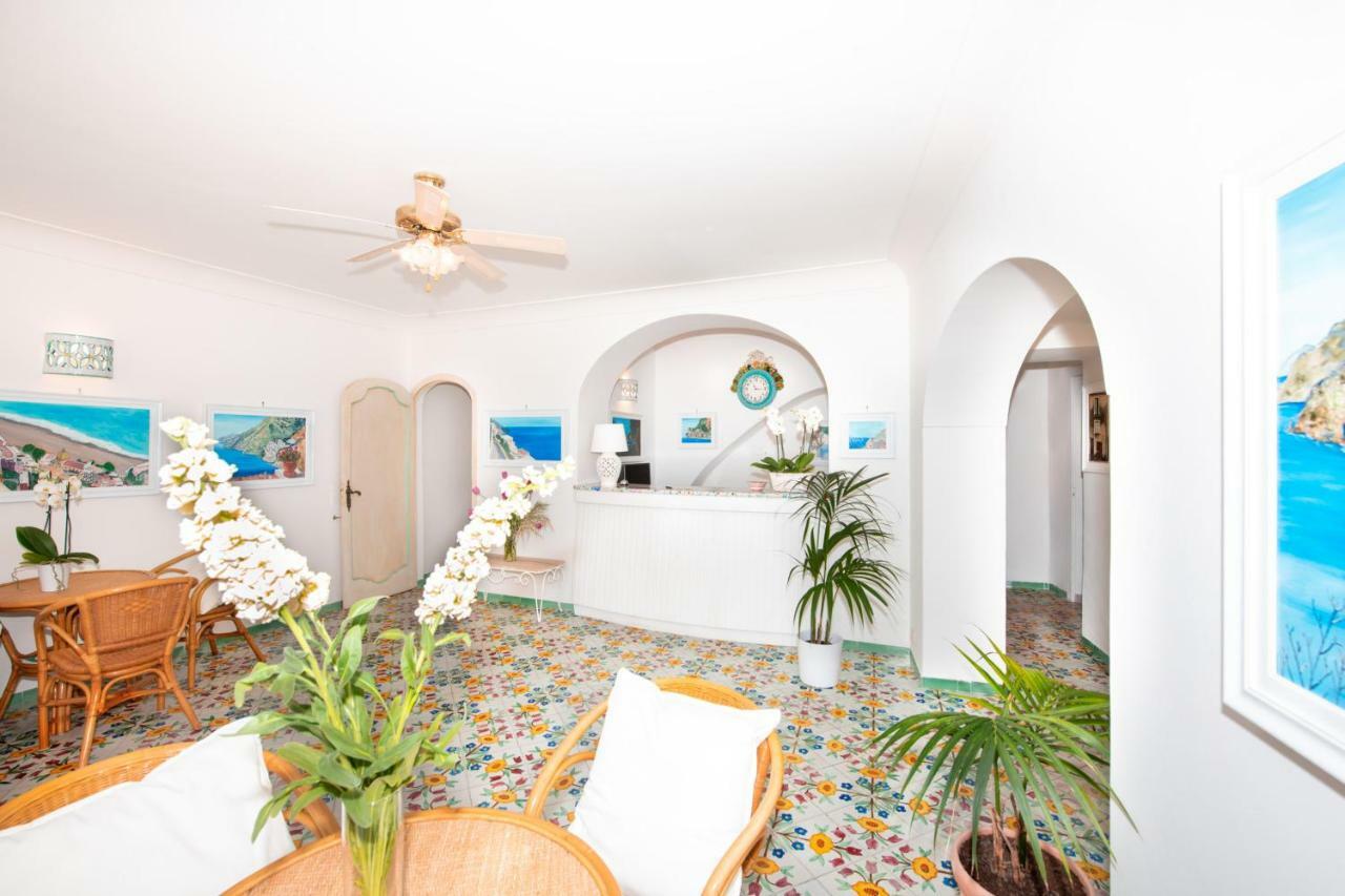 ホテル Casa Guadagno ポジターノ エクステリア 写真